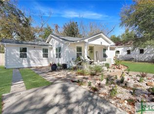 808 E Waldburg St, Savannah, GA 31401