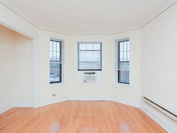 5th image of 373-73 Hazel Ave #C8