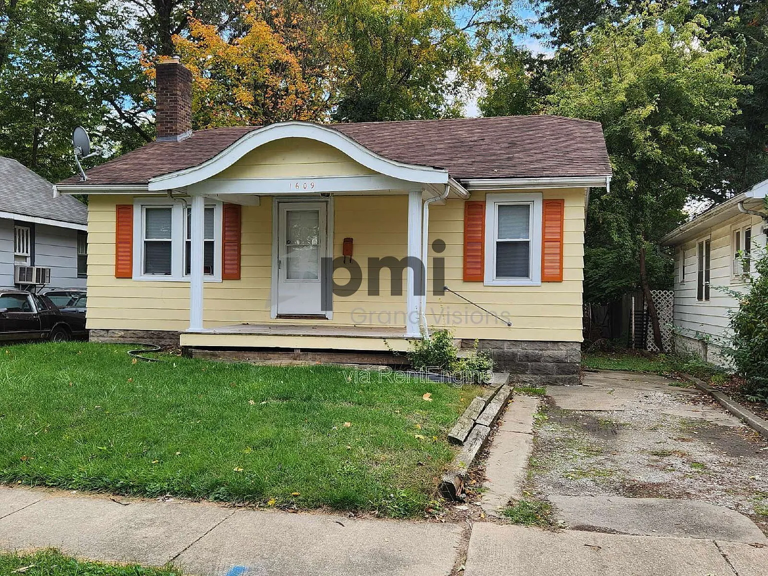 1609 E Johns Ave photo 1