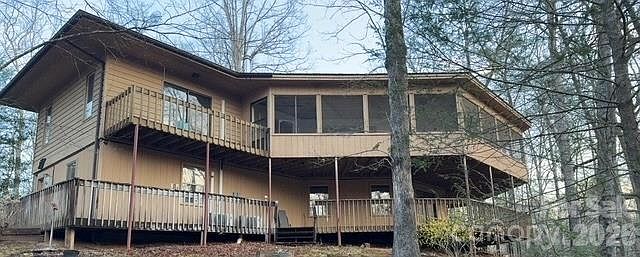 1st image of 388 Island Creek Rd