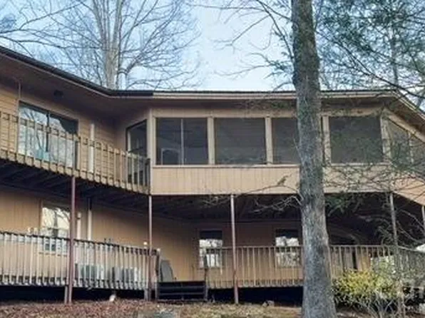 388 Island Creek Rd, Lake Lure, NC 28746