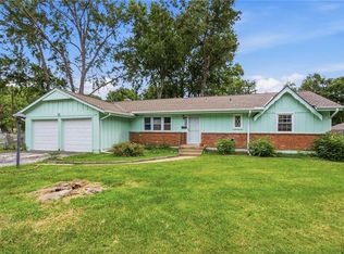9307 Craig Dr, Overland Park, KS 66212