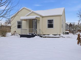 3616 S 90th St, Milwaukee, WI 53228