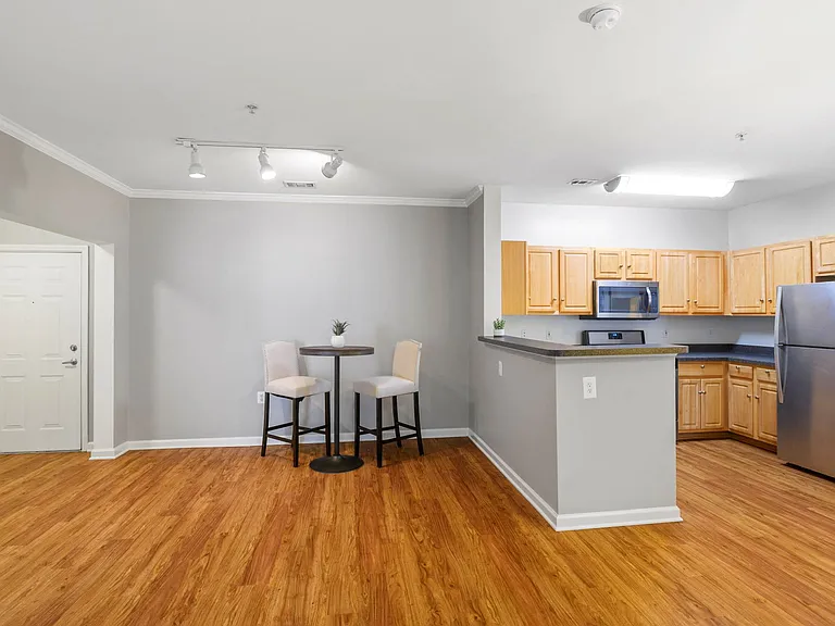 The Residences at King Farm — Photo 5