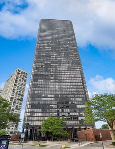 5415 N Sheridan Rd APT 1812, Chicago, IL, 60640
