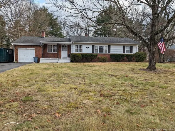 13 Pequot Avenue, North Haven, CT 06473