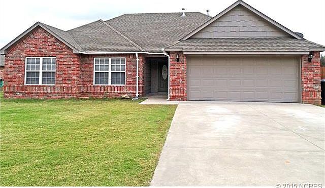 1st image of 2605 Highwood Pl