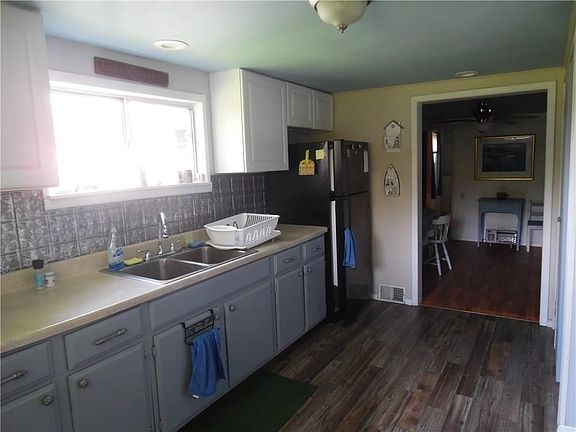 2nd image of 2237 E Acorn Dr