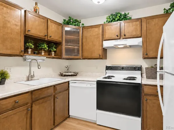 660 S Alton Way #12B, Denver, CO 80247