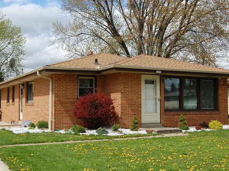 4375 S Honey Creek Dr — Photo 2