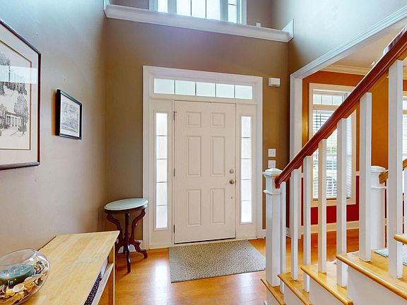 5th image of 406 Sailview Court