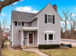 5500 Webster St, Downers Grove, IL 60516