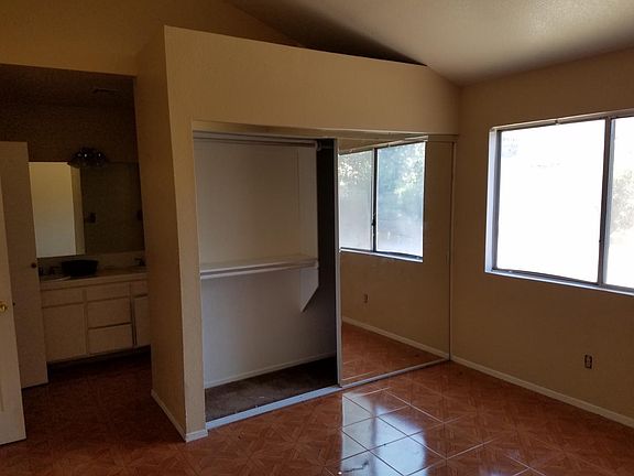 3rd image of 2642 E Avenue J10
