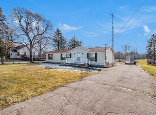 6299 Bristol Rd, Swartz Creek, MI 48473