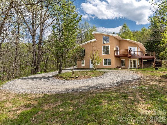 3rd image of 76 Raven Rock Ln
