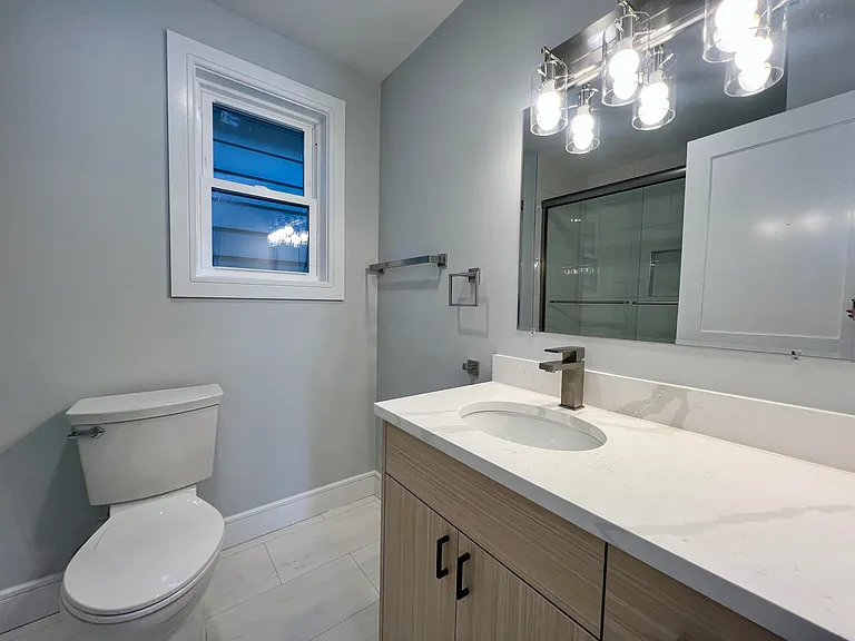 48 Tuttle St #B — Photo 6