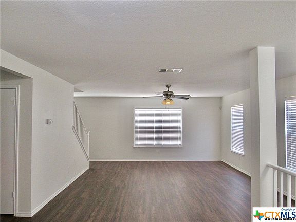 3rd image of 1213 Deerhound Pl