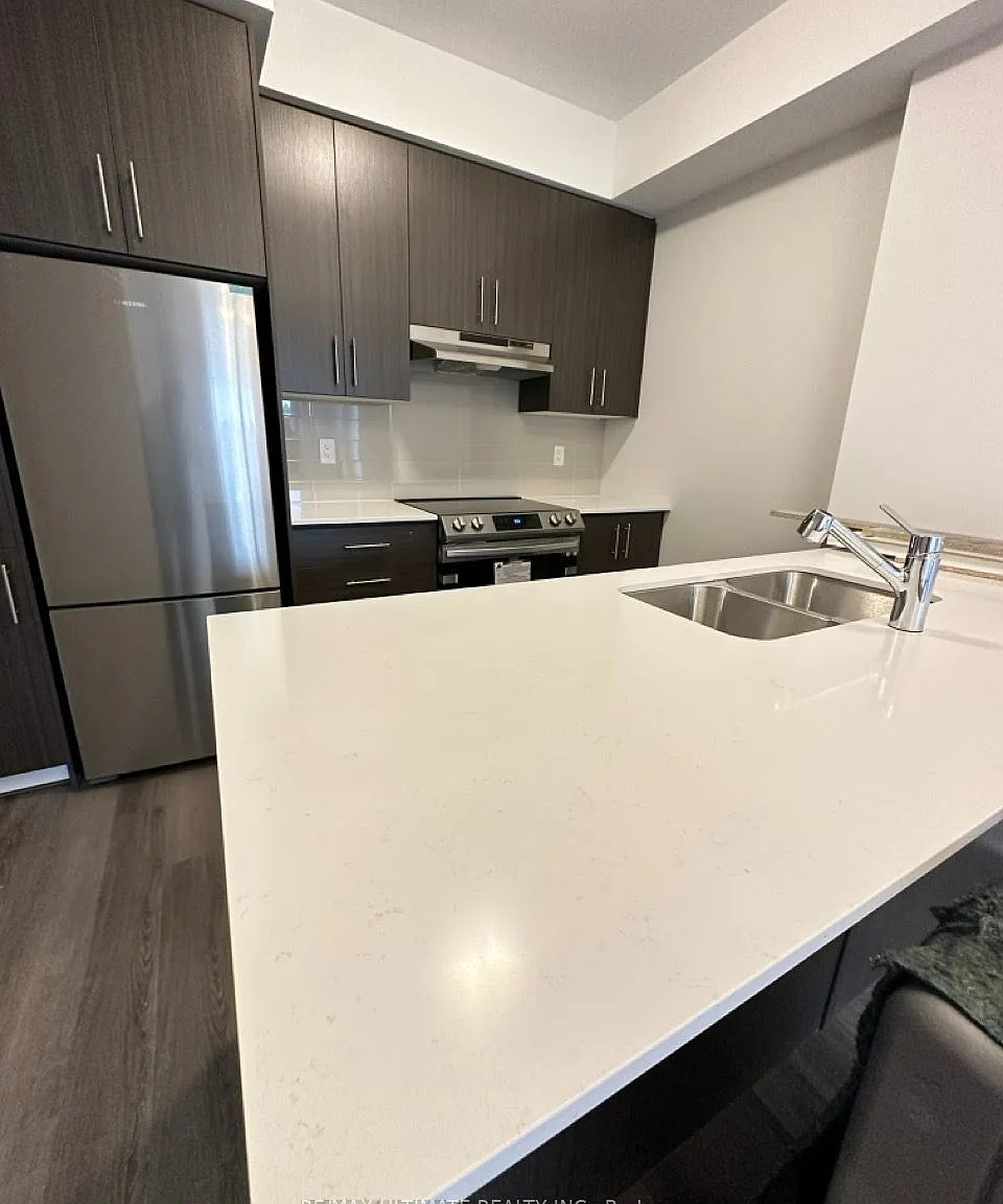 2 bed, $2,690 — Photo 4