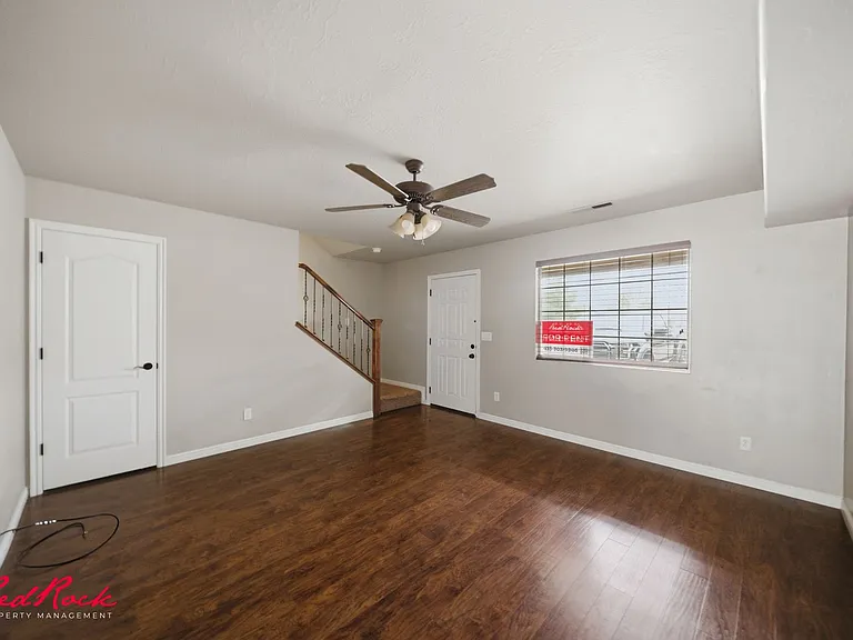 2422 S River Rd #5 — Photo 3