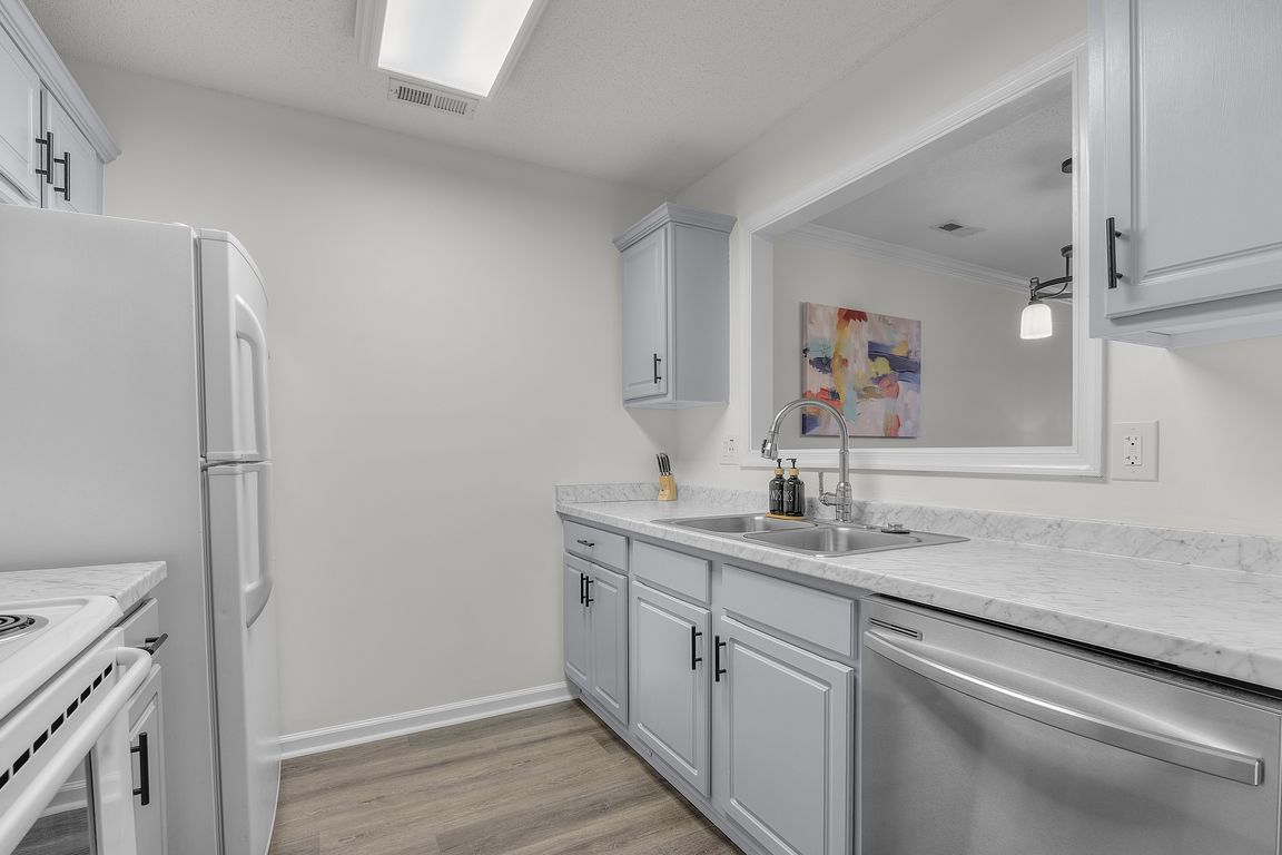 next background image