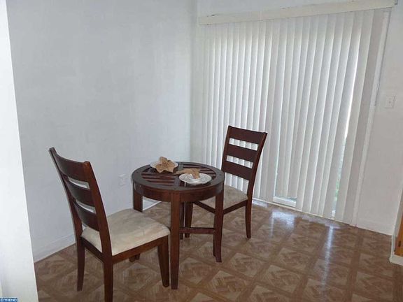 3rd image of 115 Cole Blvd