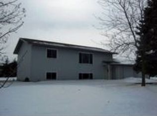 1864 30th St S, Saint Cloud, MN 56301