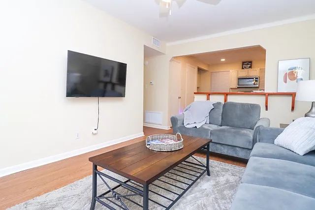 Greenbriar Garden Homes — Photo 3