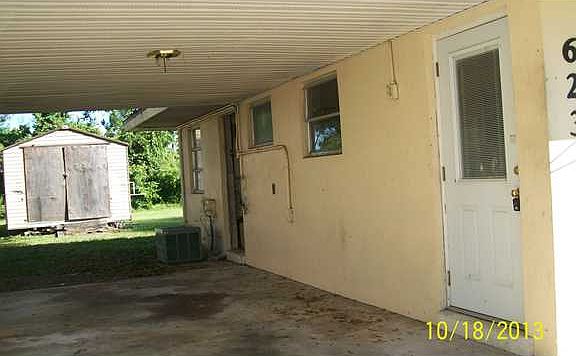 2nd image of 623 Coconut Ave N