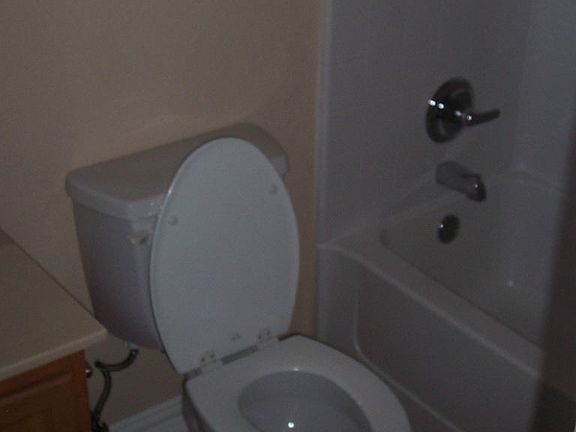 3rd image of 1707 N Kaufman St #B