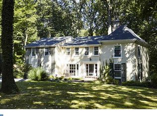 515 Oak Grove Ln, Wayne, PA 19087