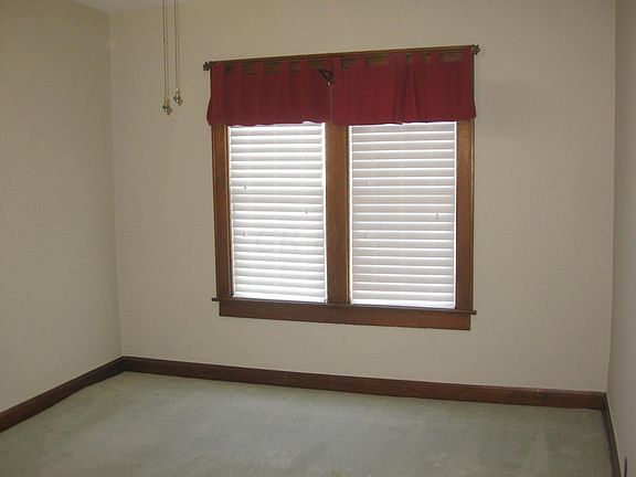 5th image of 1769 Hopkins Ave