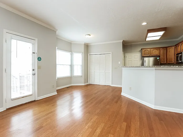 1472 Aaronwood Dr — Photo 6