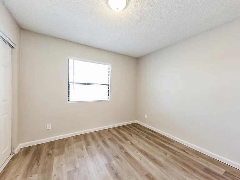 18417 N 55th Dr — Photo 13