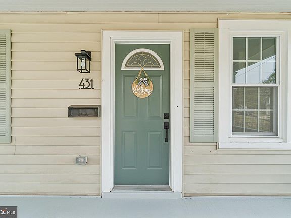 2nd image of 431 Ingleside Ave