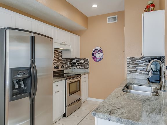 5th image of 5683 Star Rush Dr APT 208