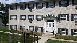 1st image of 40 Cedar #6