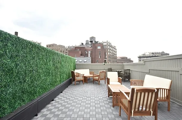 Rented by Akam Sales and Brokerage | media 8