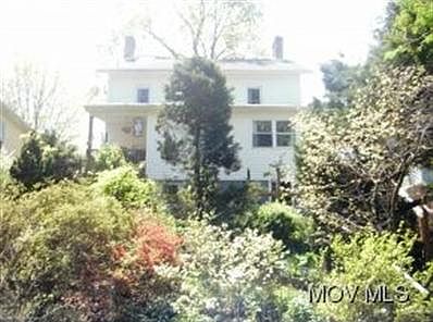 5th image of 622 7th St