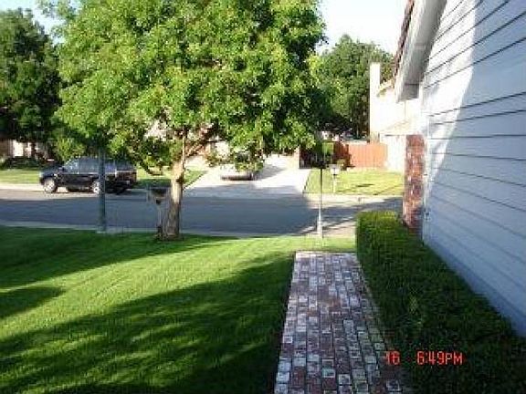 2nd image of 3011 Beechwood Ct