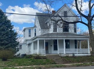 83 Elm St, London, OH 43140
