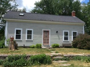 5 Ledge Rd, Chester, NH 03036