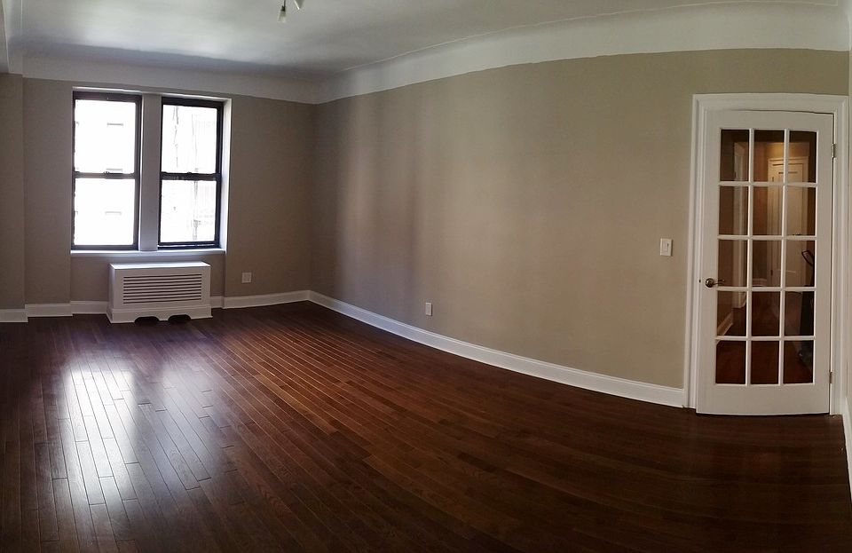 2nd image of 884 W End Ave APT 31