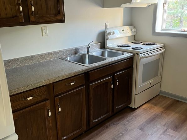 2977 State Highway 43 STUDIO E