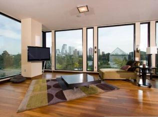 301 Kenwood Pkwy APT 401, Minneapolis, MN 55403