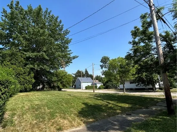 4259 E 162nd St, Cleveland, OH 44128