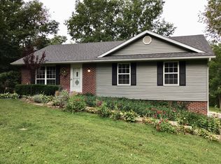 221 Verdant Ln, Jefferson City, MO 65109