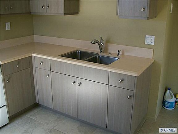 3rd image of 13415 Bixler Ave