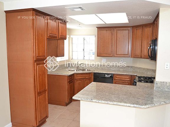 5th image of 11817 Bronze Ln