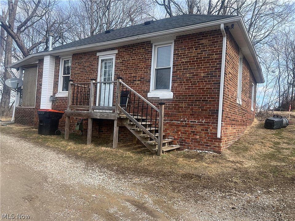 1st image of 1457 Sharon Ave