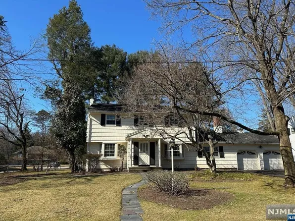 4 Friend Ter, Harrington Park, NJ 07640